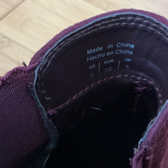 Call It Spring Burgundy Faux Suede Ankle Bootie Size 6 - Picture 6 of 7